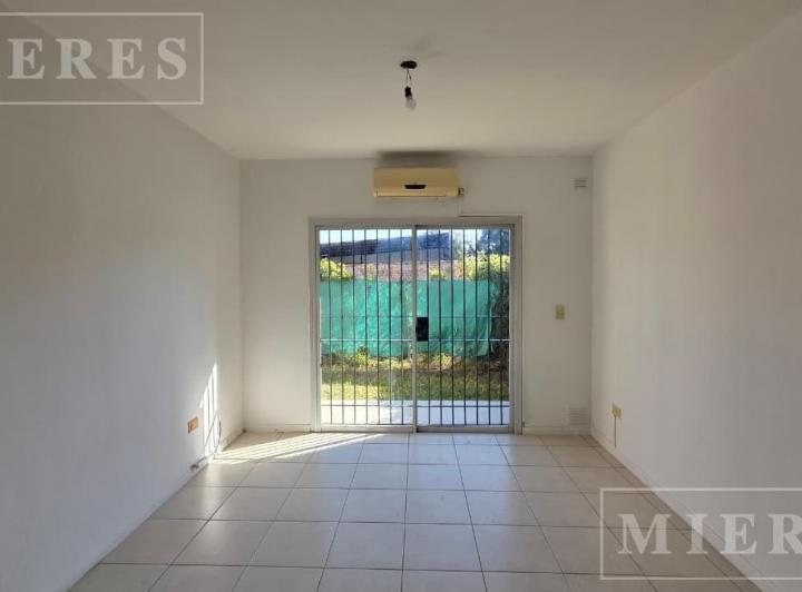 Departamento · 70m² · 3 Ambientes · 1 Cochera