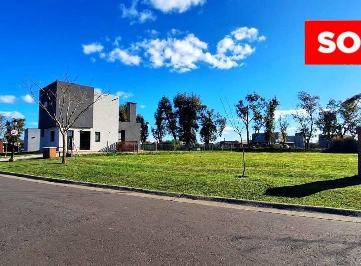 Terreno · 585m²