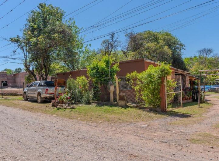 Local comercial · 280m² · 10 Ambientes · 6 Cocheras