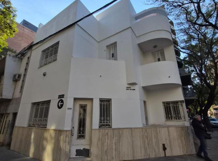 Casa · 105m² · 7 Ambientes