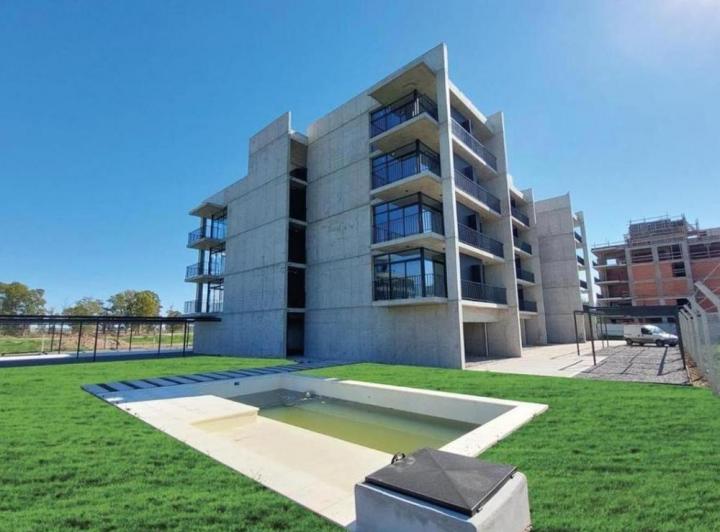 Departamento · 32ha · 1 Ambiente · 1 Cochera