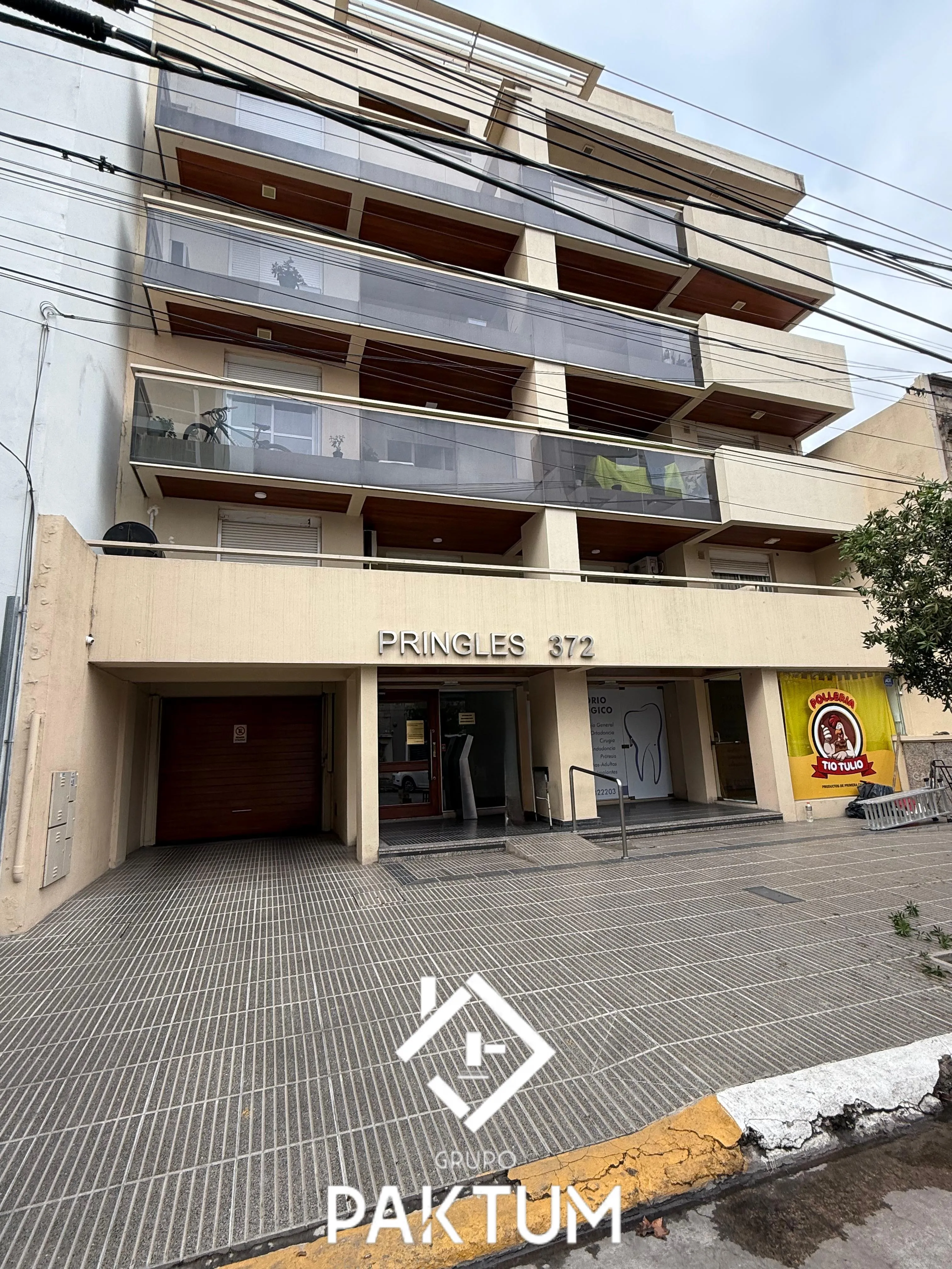 Oportunidad Dpto. 2 Dormitorios con cochera