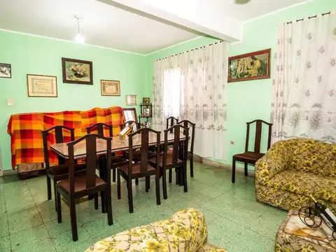 Casa venta 5 dormitorios macrocentro
