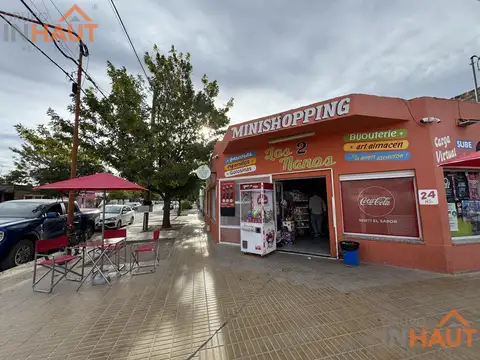 Venta local comercial + casa + departamento