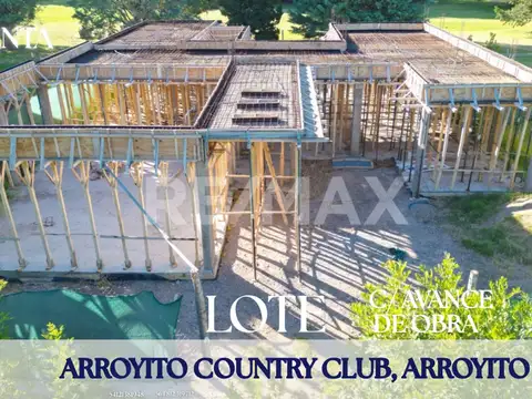 Venta terreno con avance de obra arroyito