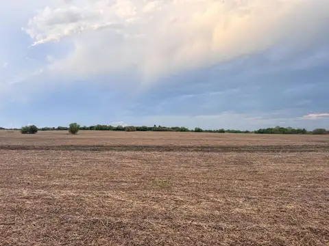 13,5 has agrícolas cerquita de paraná