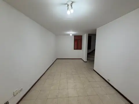 Duplex alquiler 3 dorm barrio champagnat
