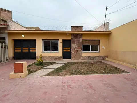 Alquiler de casa 3 dorm y cochera en godoy cruz