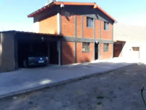 Venta de casa dúplex en uspallata, 4 ambientes