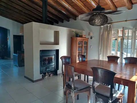 Casa en venta apta credito , b cerrado perdriel