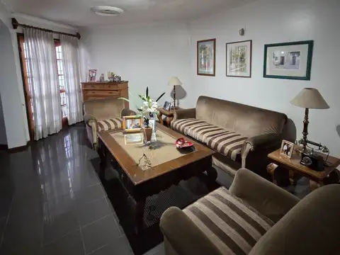 Casa en venta o alquiler vivienda y o comercial