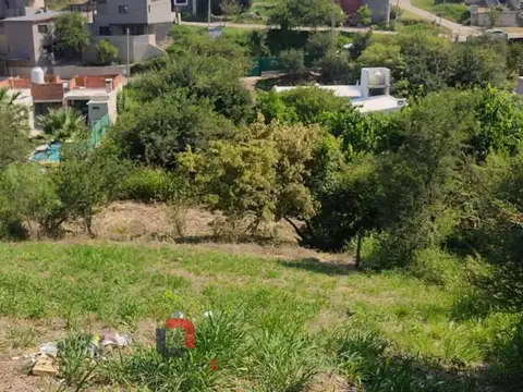 Lote en cuesta colorada