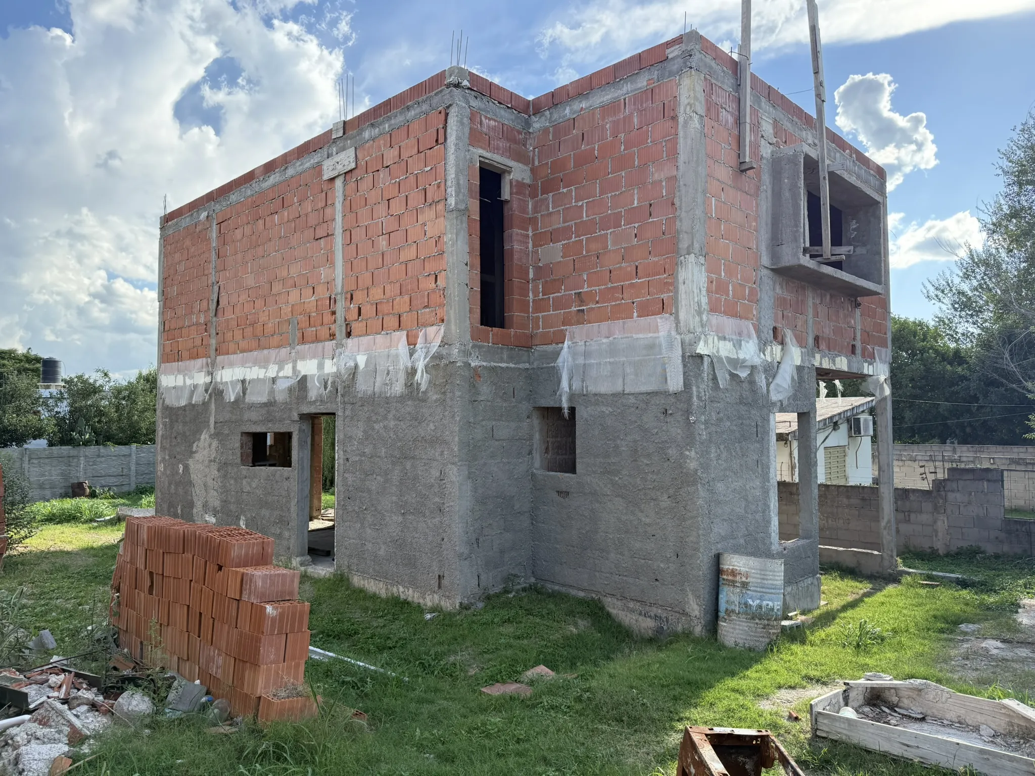 ESTRENA CASA, TERMINALA A TU GUSTO!