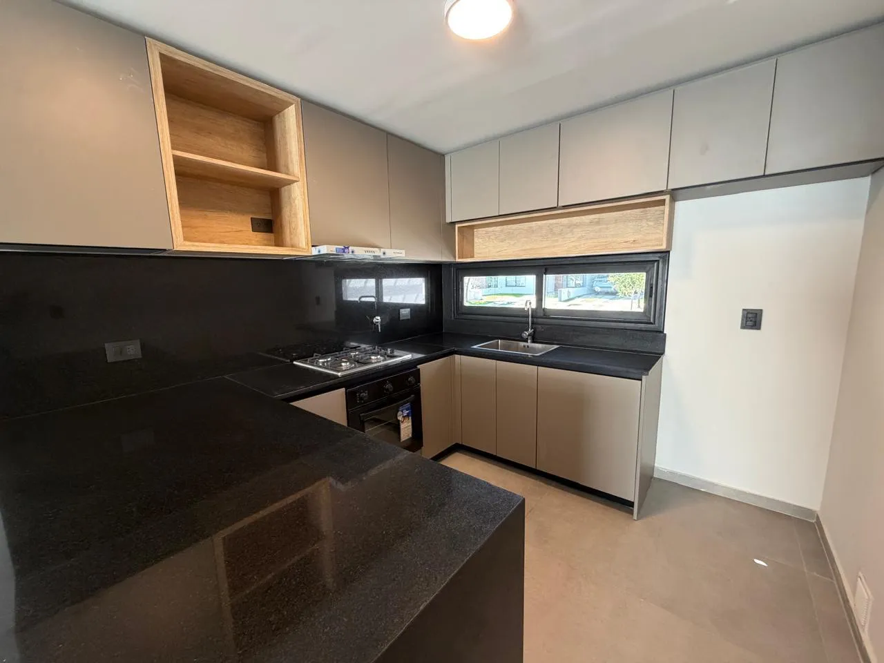 DUPLEX PLANTA BAJA CLAROS VILLAGE ( CATEGORÍA)