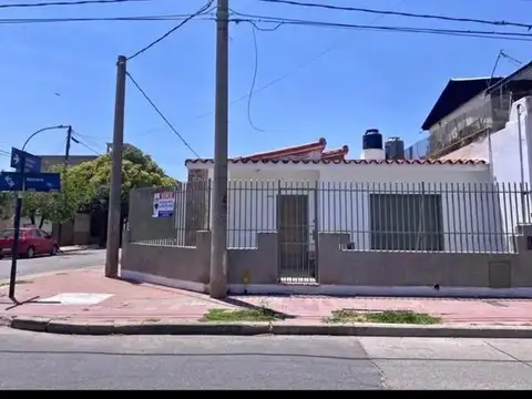 Casa en venta yofre 3 dormitorios