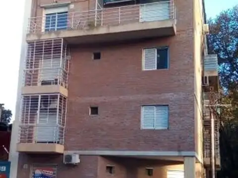 Monoambiente planta baja apto uso profesional