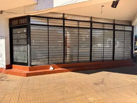 Vende local comercial