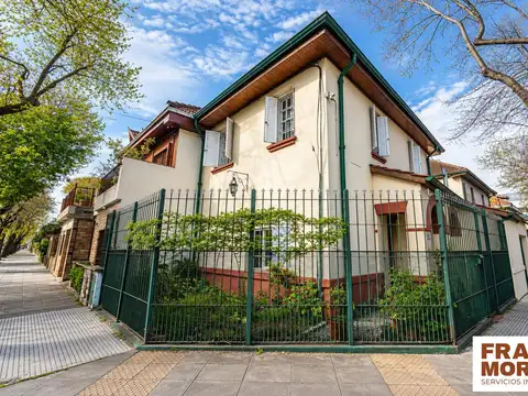 Barracas: 4 ambientes mas escritorio, cochera, confort moderno y la casa ideal para tu familia