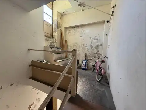 Venta ph con terraza propia 7 ambientes en san cristobal