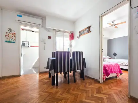 Venta departamento 2 ambientes luminoso muy bajas expensas floresta
