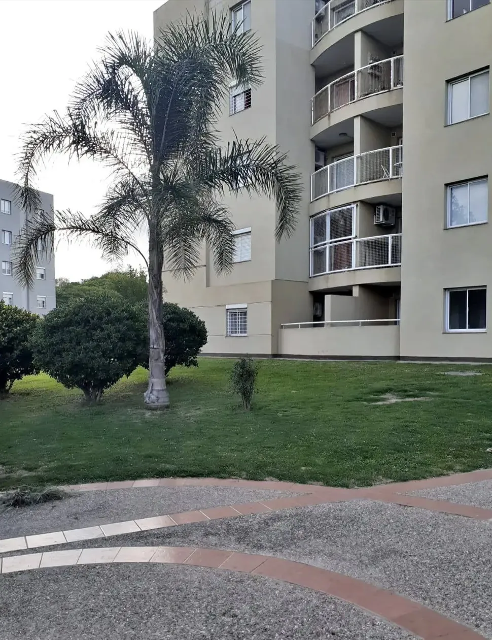 Balcones del Chateau. Vendo Departamento 3 Dormitorios con Cochera