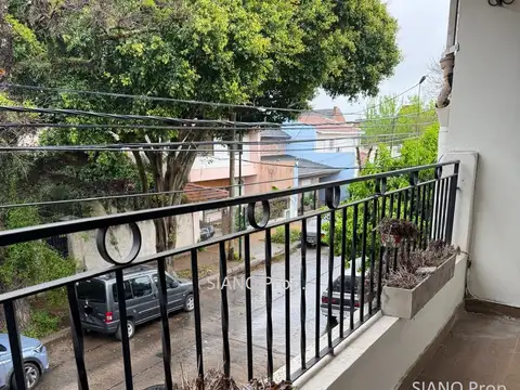 1º piso por escalera - cerca hipódromo