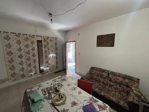 Venta casa lote propio 300m² en laferrere