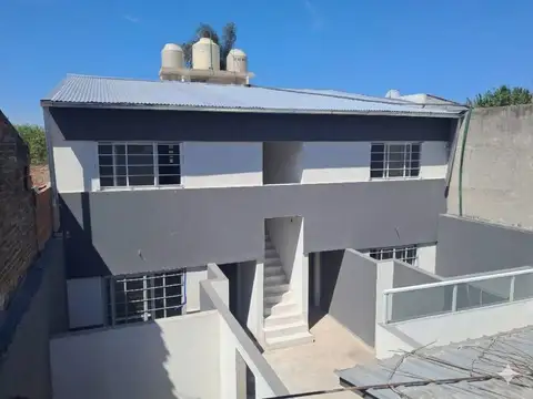 Venta ph dos ambientes-balcon-villa ballester-fina