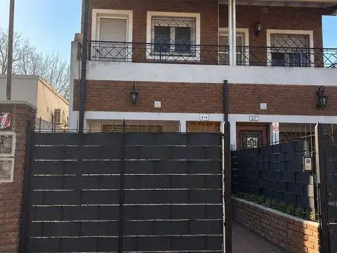 Ph 4 ambientes en venta en ituzaingo norte