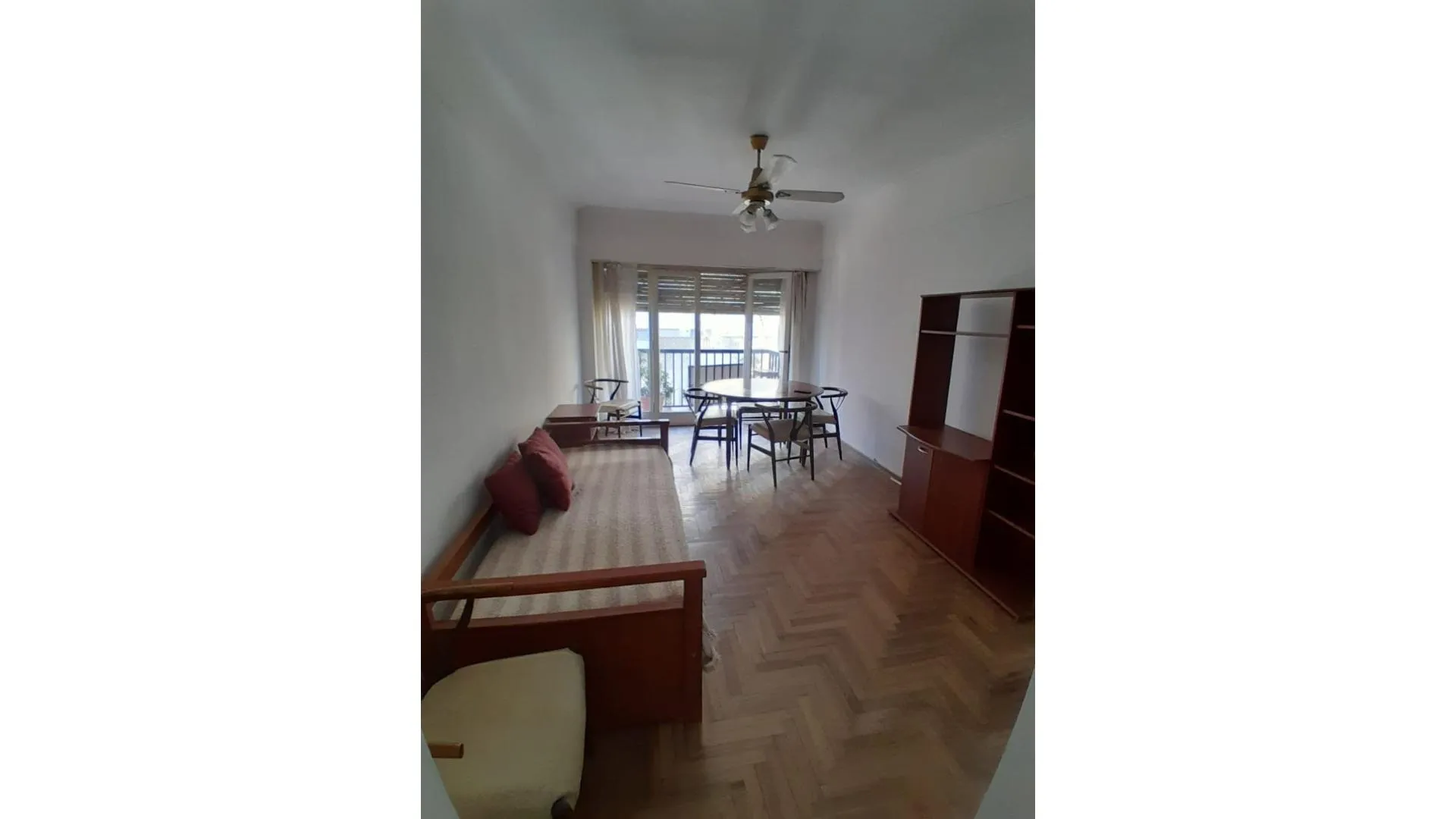 Vta. Depto. 2 Amb. C/Balcon Externo, Zona Guemes