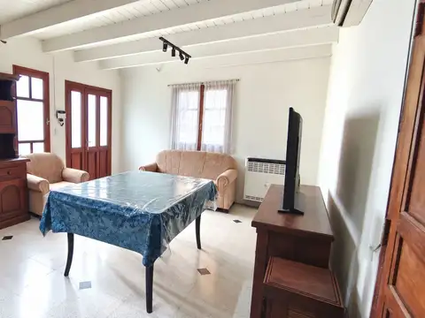 Venta ph 3 ambientes con entrada indep, miramar