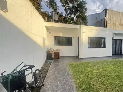 Venta ph 2 ambientes ramos mejía con patio