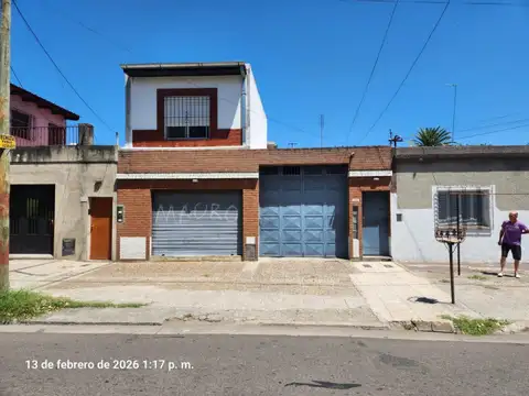Ph tipo casa al frente con garage patio quincho terraza
