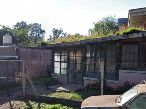 Local en loma verde