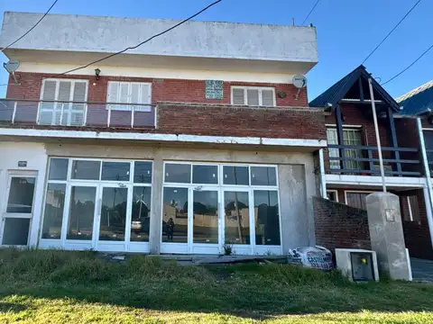 Venta local  a terminar s. clara a metros del mar