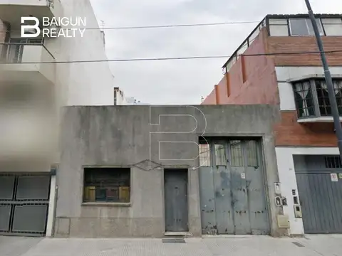 Galpón en Venta en Flores, CABA