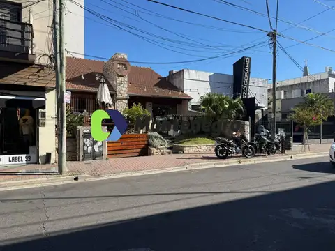 Local - venta - argentina, berazategui - calle 13 4875