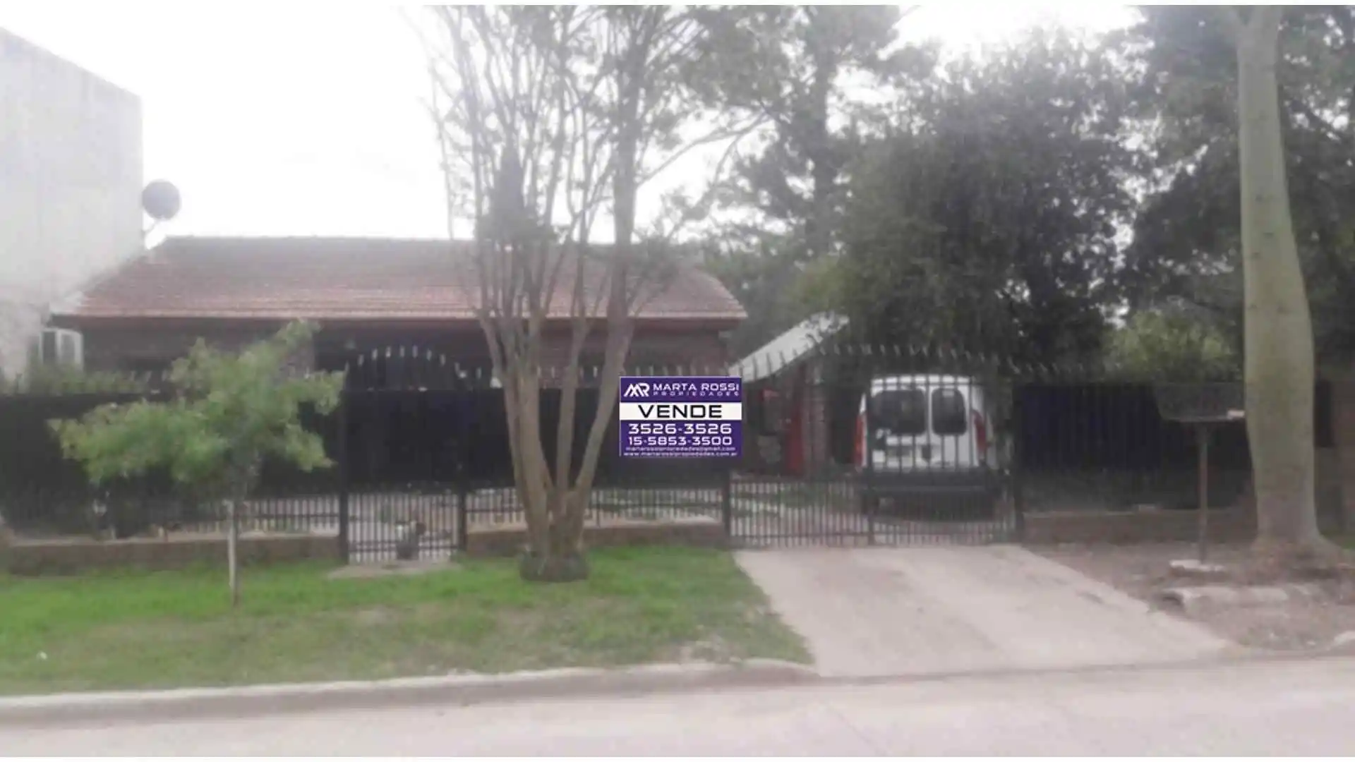CASA  VENTA ITUZAINGO HARAS MIRYAM
