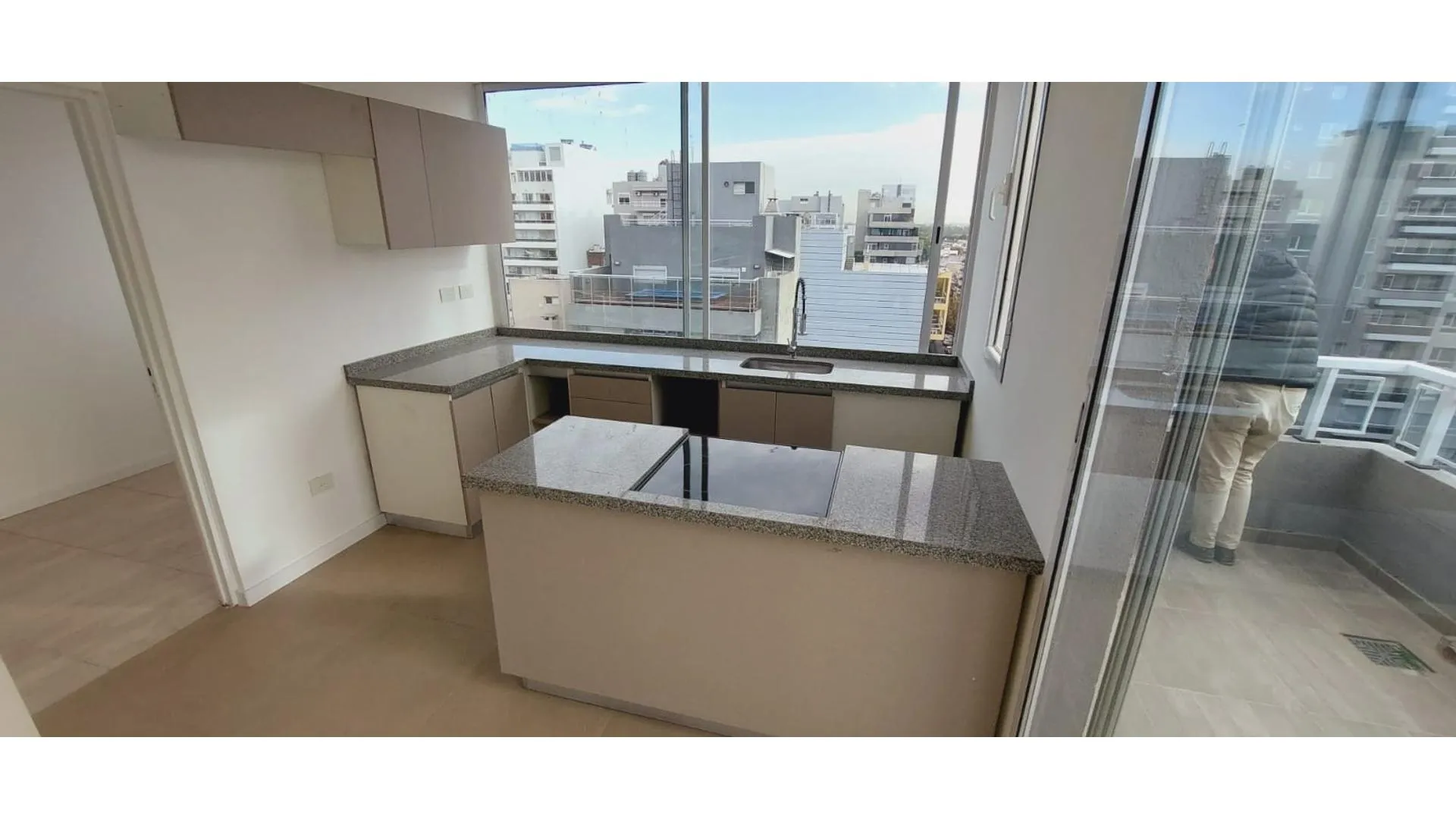 INCREIBLE PENTAHOUSE 4 AMBIENTES c/DEP, BAULERA Y COCHERA