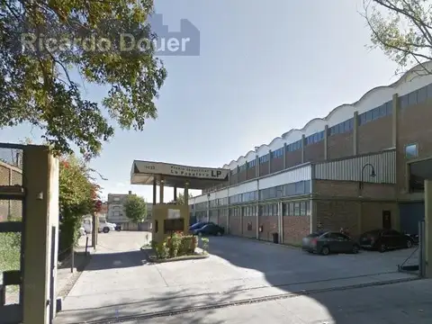 Depósito en beccar