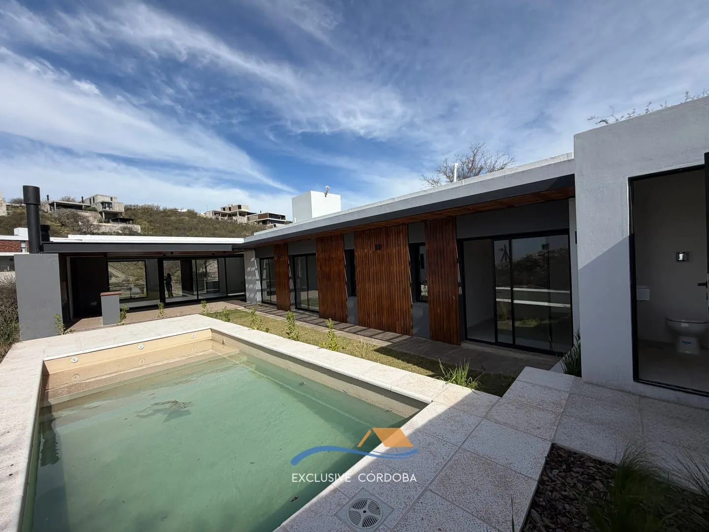 CASA EN VENTA COUNTRY LA DESEADA