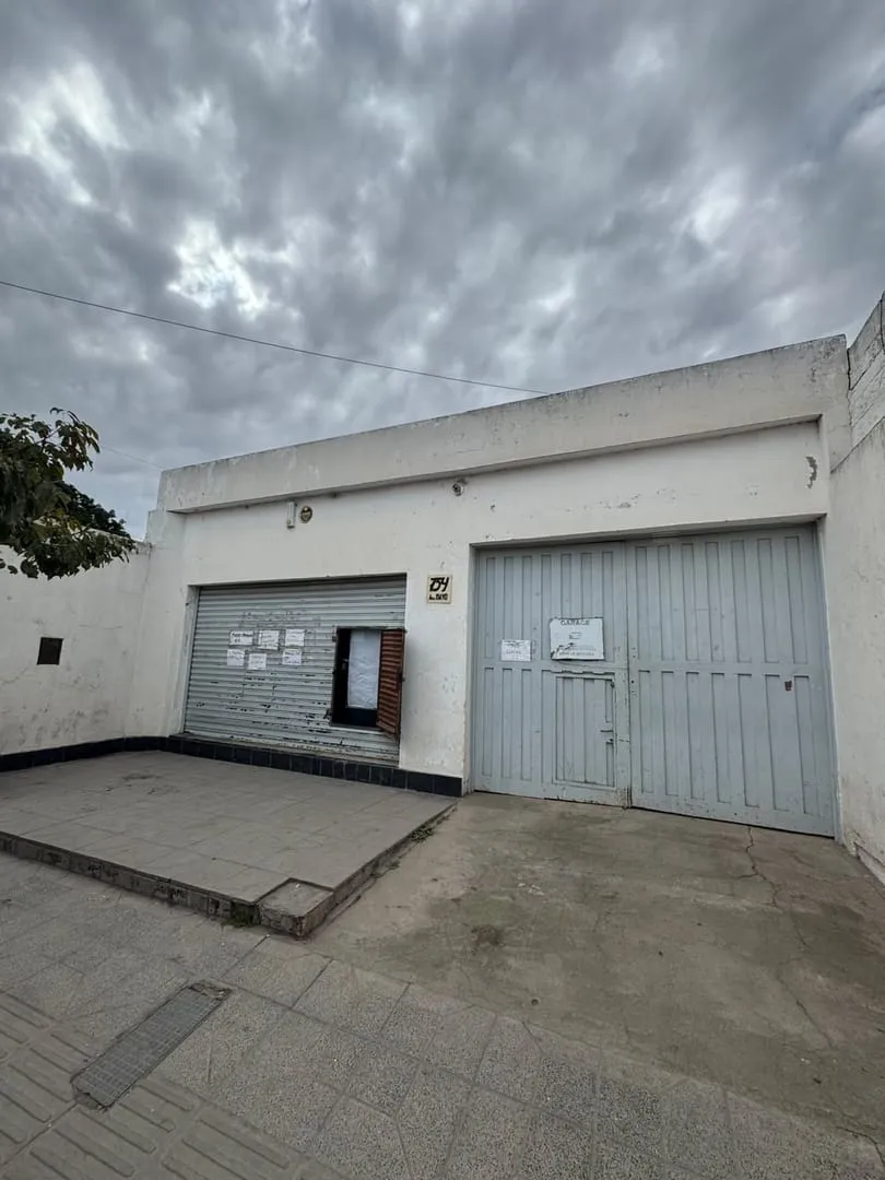 VENTA AMPLIO LOCAL COMERCIAL 100M2 SOBRE AVENIDA- VILLA EL LIBERTADOR