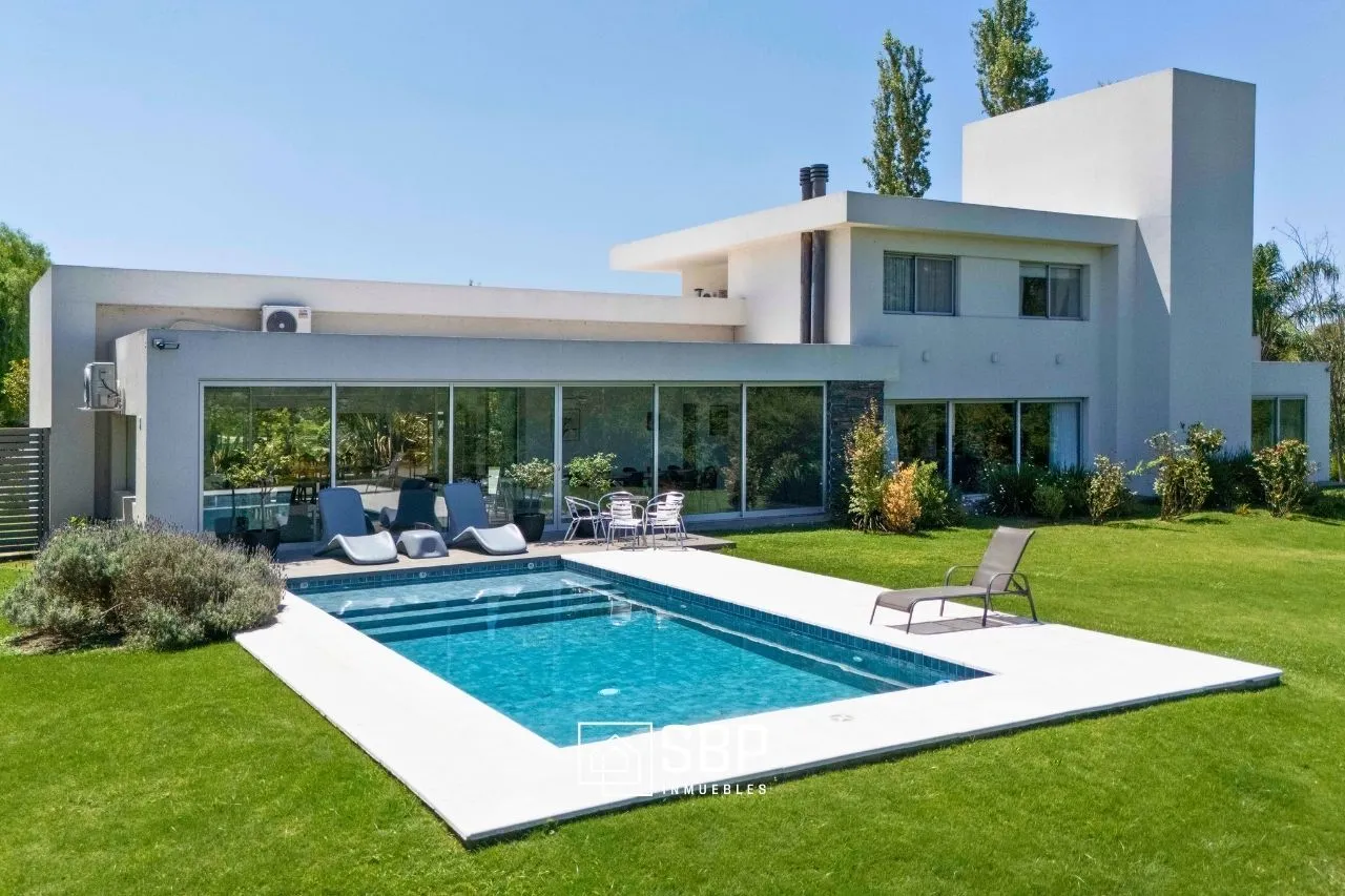 CASA EN VENTA | ALTOS DEL CHATEAU | 5 DORM