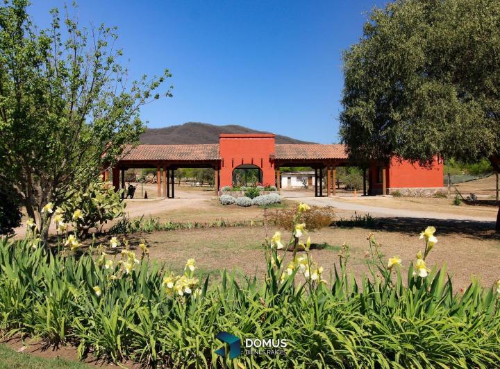 Terreno · 1242m²