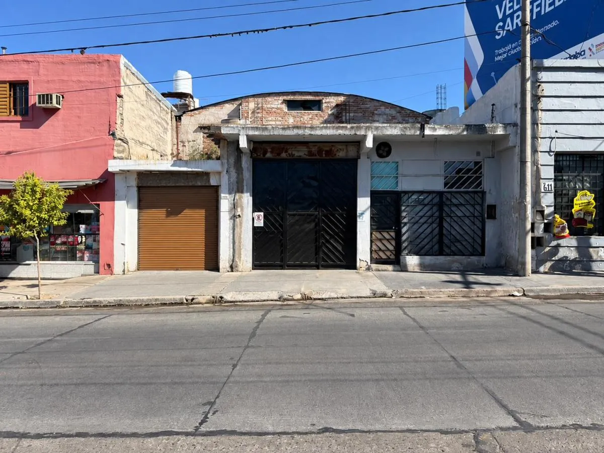Gran Oportunidad - Venta Galpón 358 m² - Sobre Julio A. Roca Al 700 Salida a 2 Calles - B° Observat.