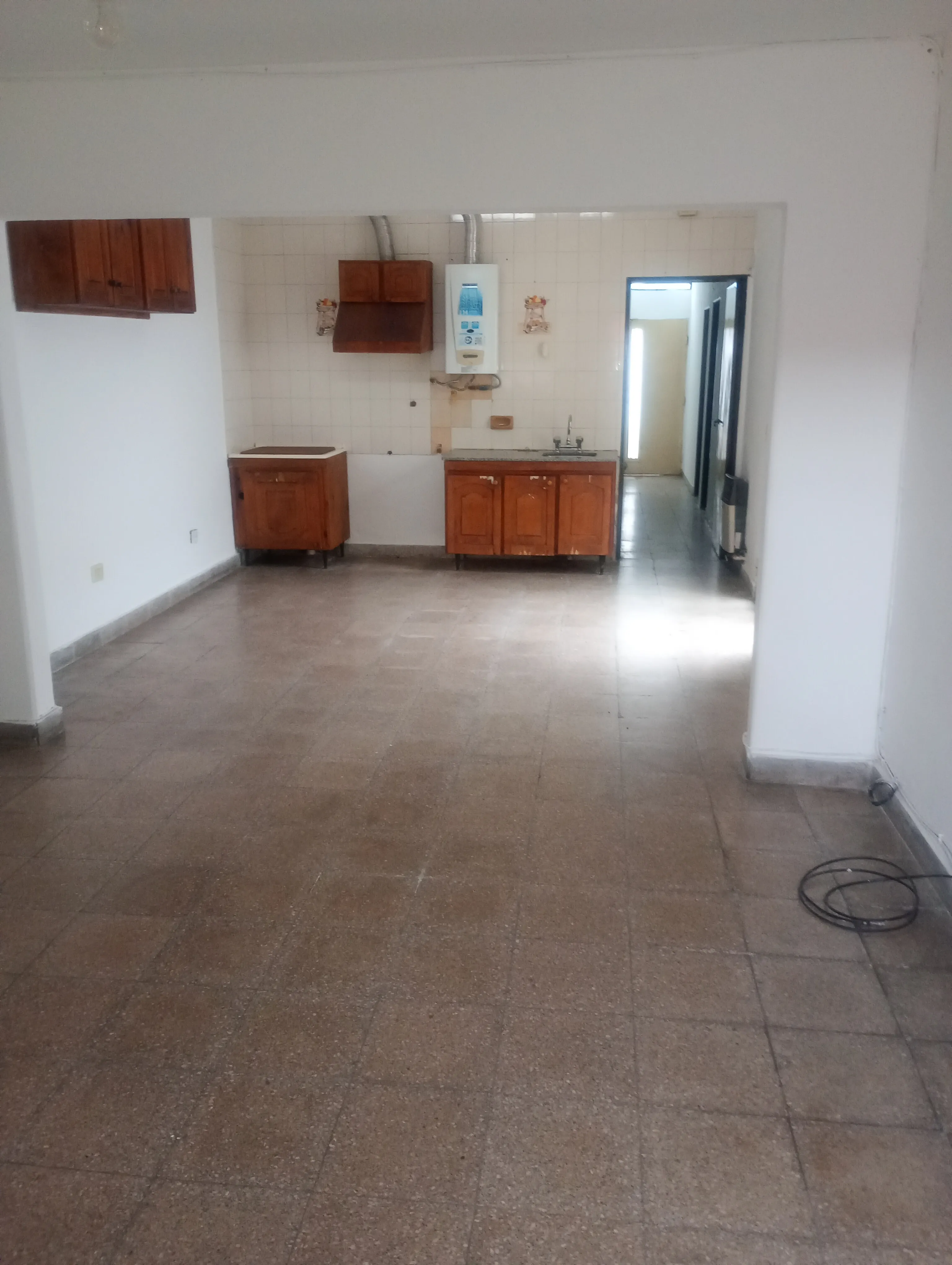 CASA 3 DORMITORIOS - B° GRAL. BUSTOS