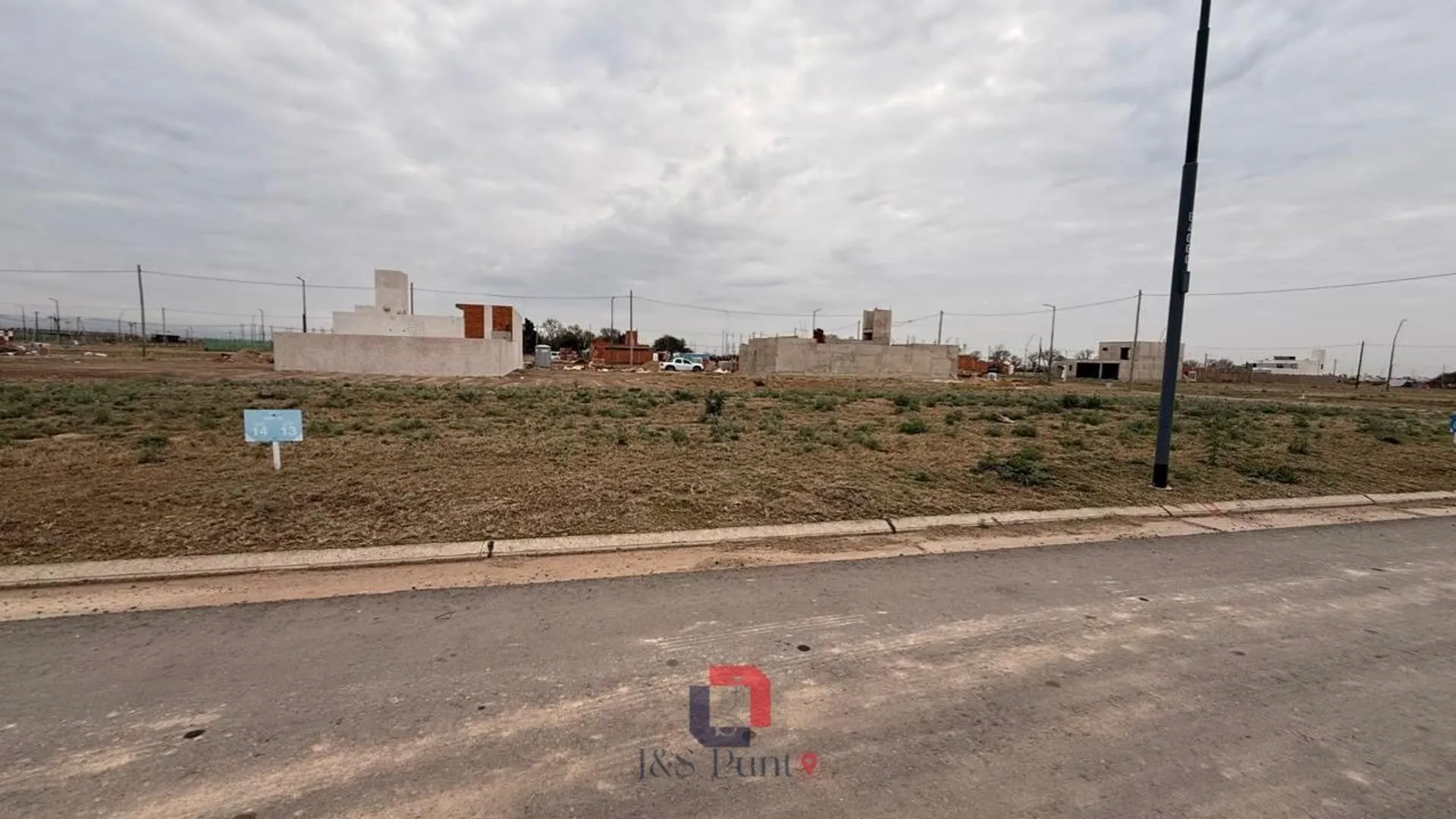 Lote en Cuestas de Manantiales