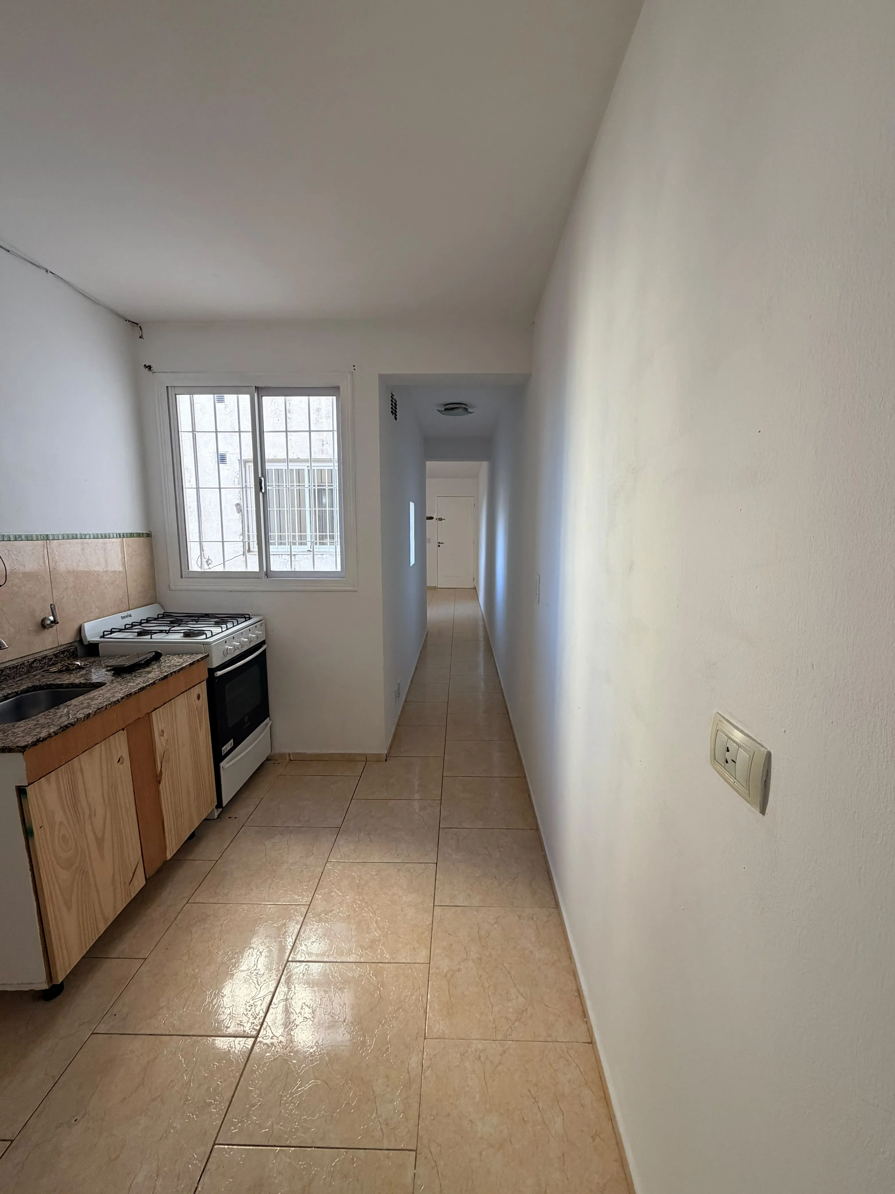 Alquiler Depto 2 Dormitorios a 5 Min del Centro | Calle Roma 1343 ($700.000)