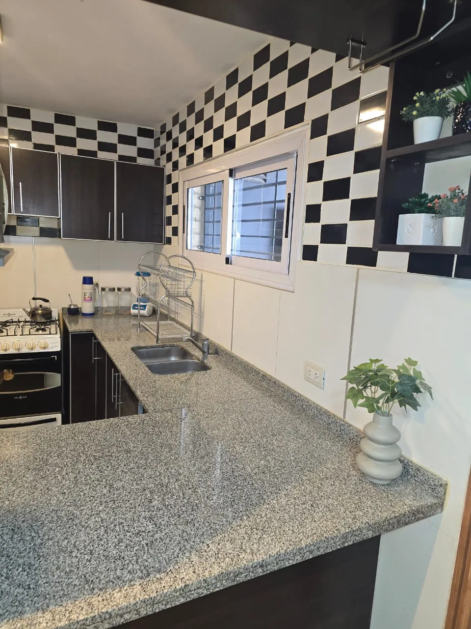 Se vende dúplex en zona norte en barrio cerrado con seguridad
