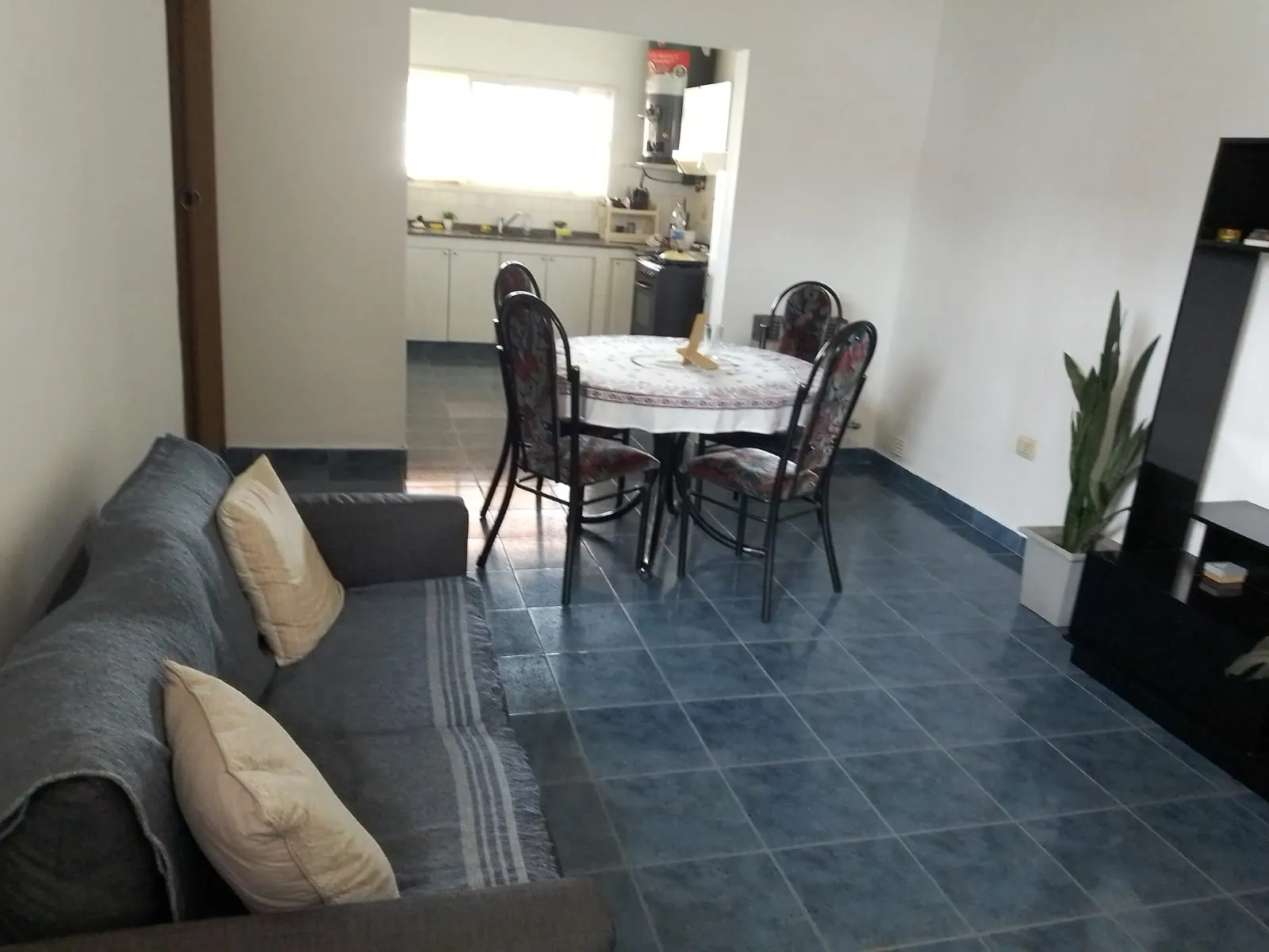 Permuto casa en Cba Cap. Barrio Panamericano por casa en Rio Ceballos